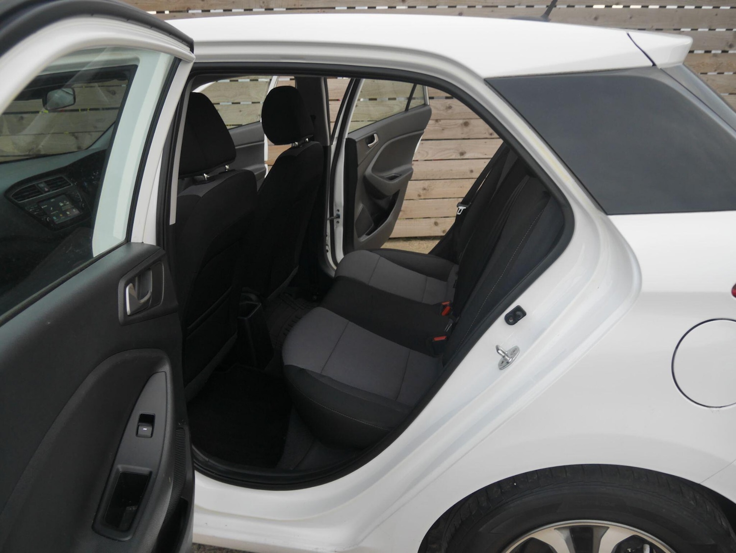 Used Hyundai i20 2019 for sale - 78074452: Photo 23