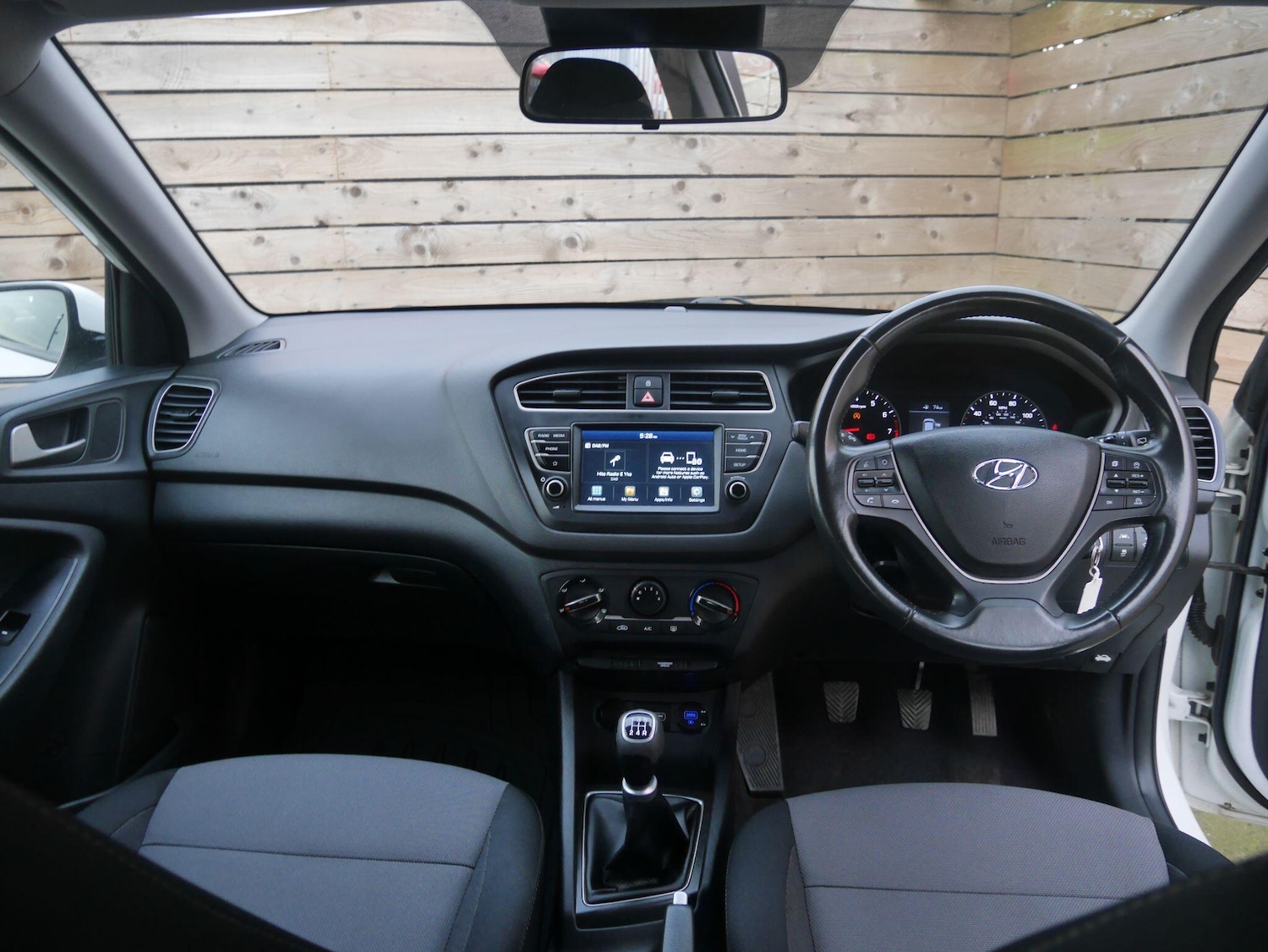 Used Hyundai i20 2019 for sale - 78074452: Photo 29