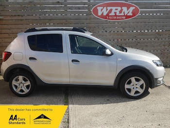 Used Dacia Sandero Stepway 2016 for sale - 79389856: Photo