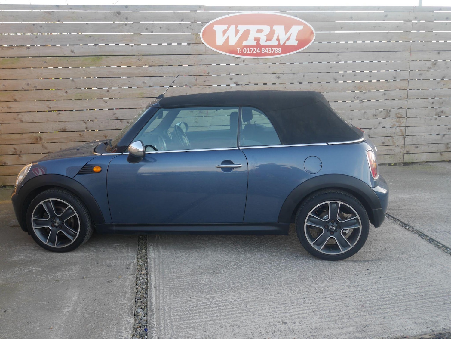 Used MINI Convertible 2010 for sale - 78103101: Photo 13