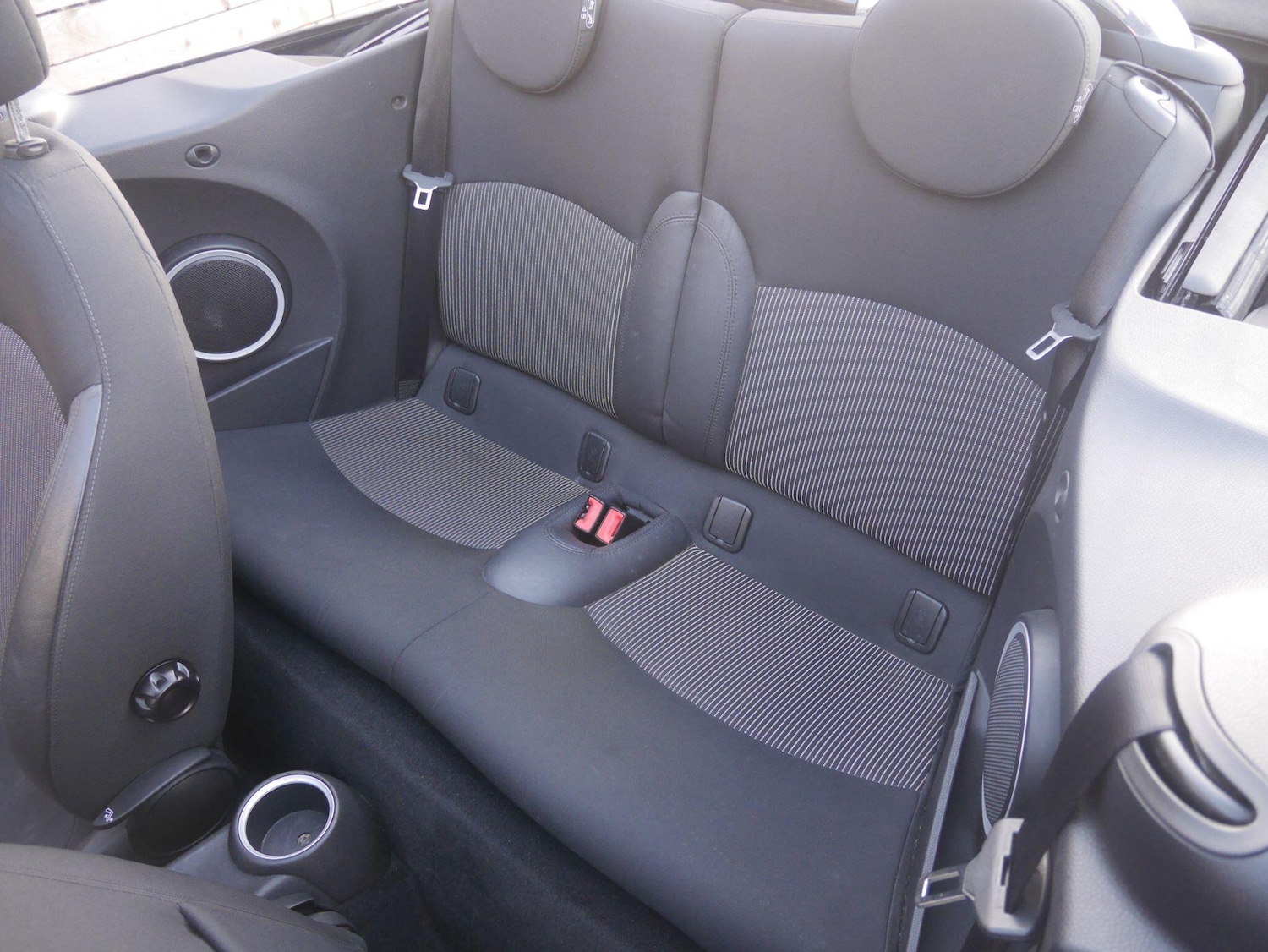 Used MINI Convertible 2010 for sale - 78103101: Photo 27