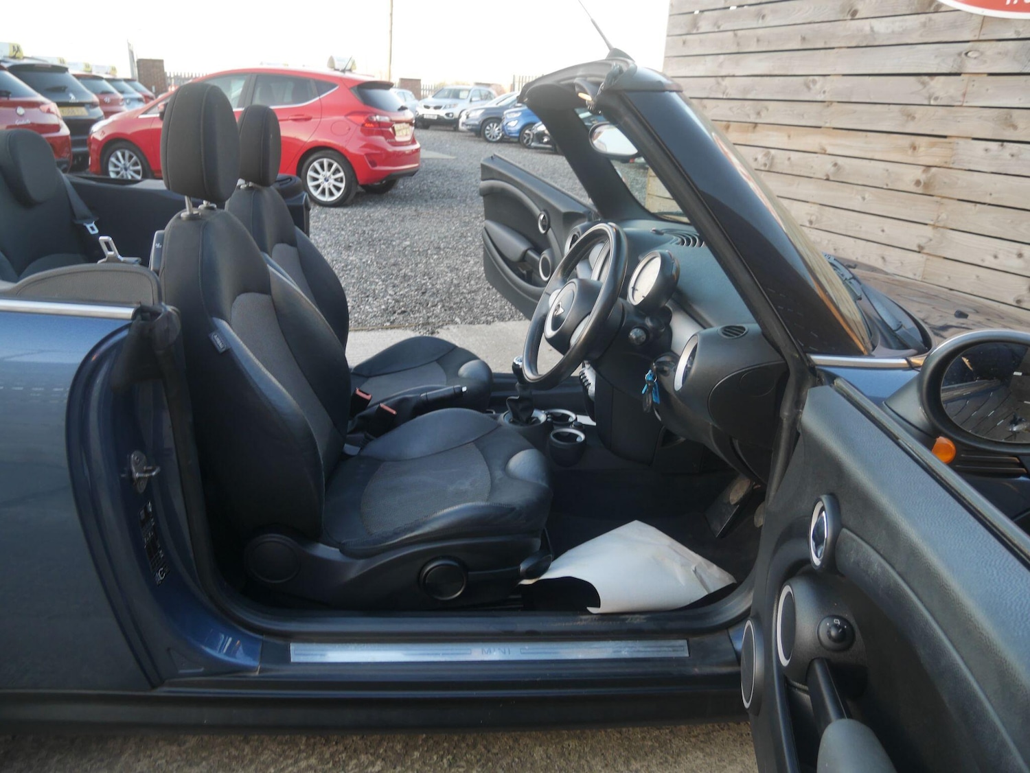 Used MINI Convertible 2010 for sale - 78103101: Photo 29