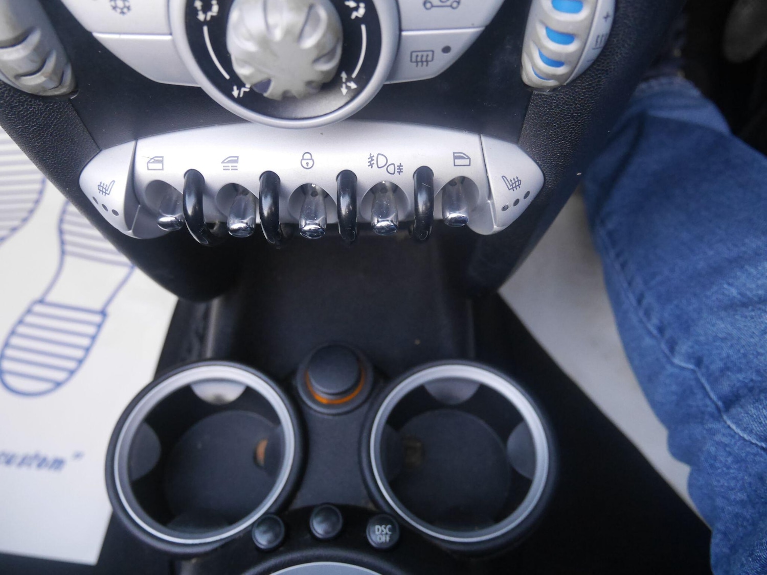 Used MINI Convertible 2010 for sale - 78103101: Photo 45