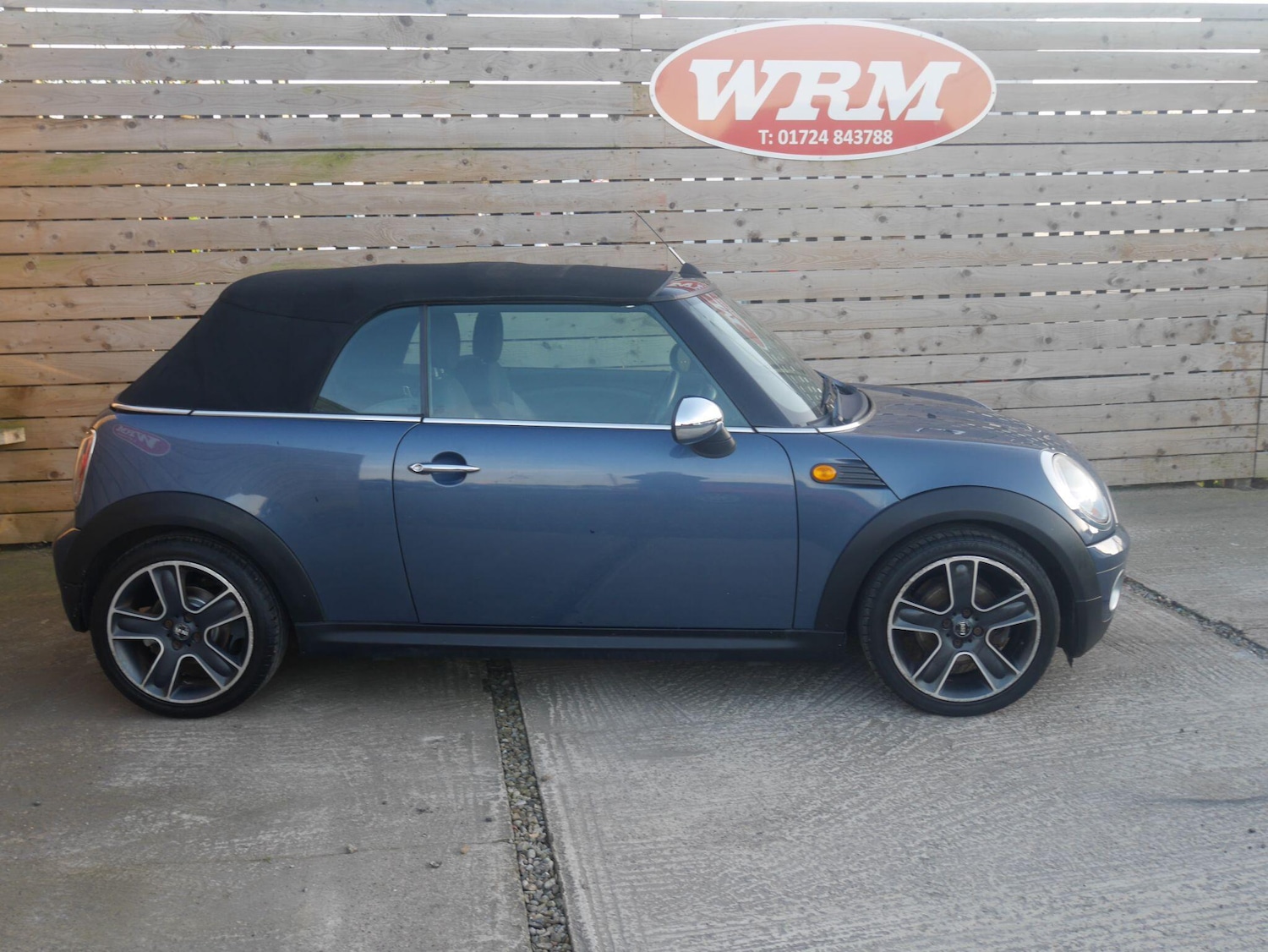 Used MINI Convertible 2010 for sale - 78103101: Photo 7