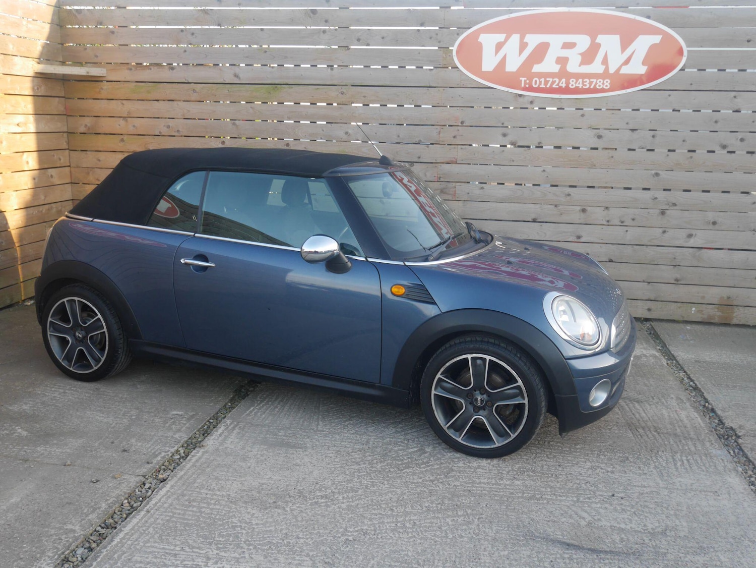 Used MINI Convertible 2010 for sale - 78103101: Photo 8