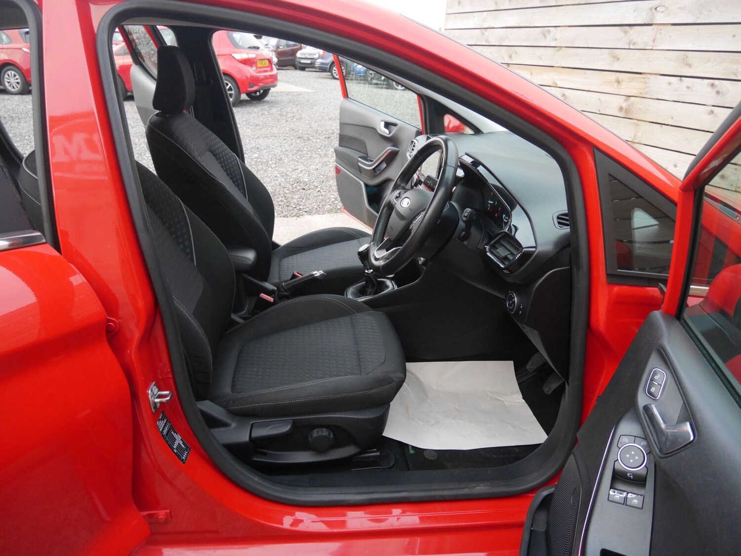 Used Ford Fiesta 2017 for sale - 78103106: Photo 19