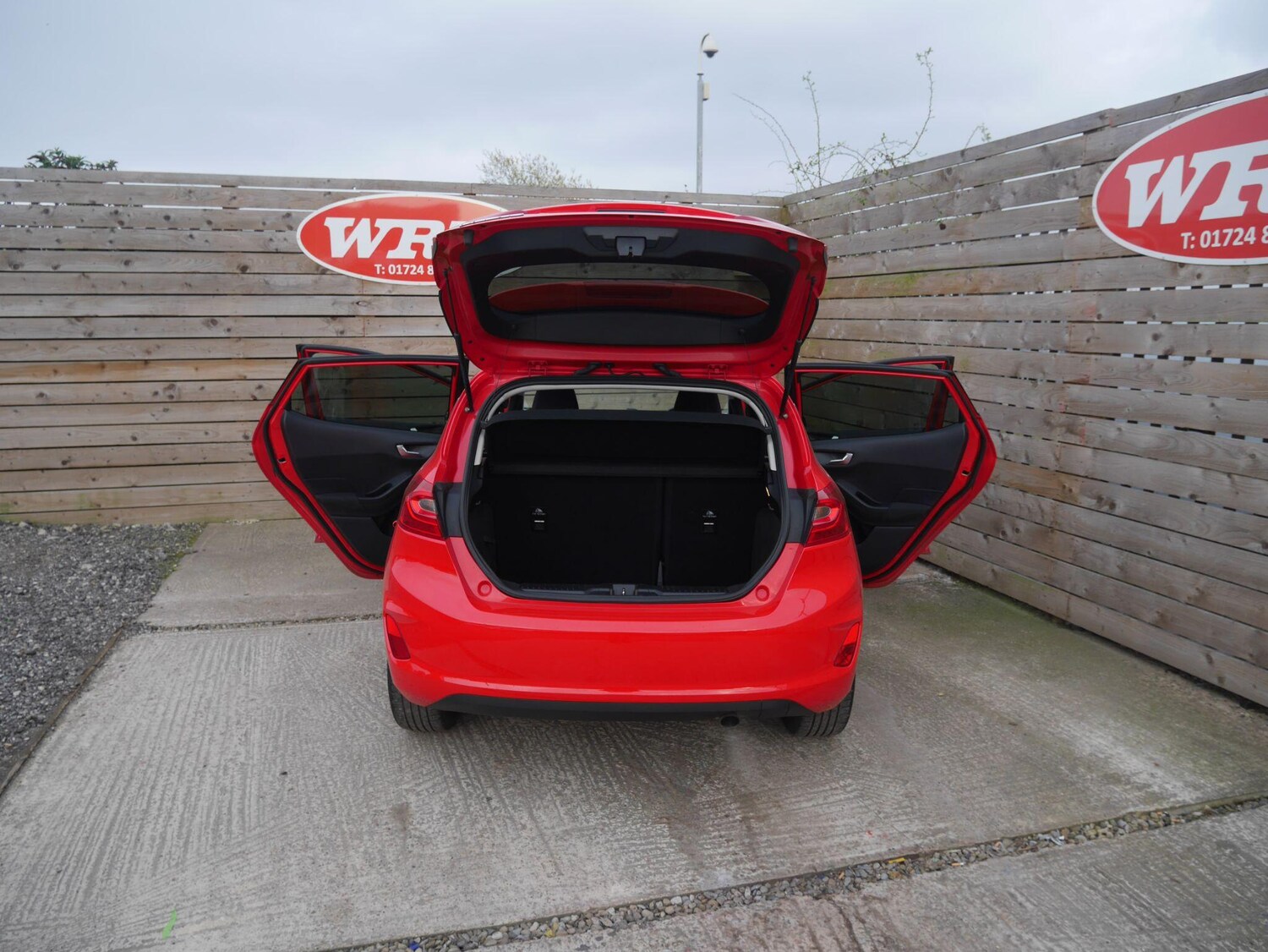 Used Ford Fiesta 2017 for sale - 78103106: Photo 24