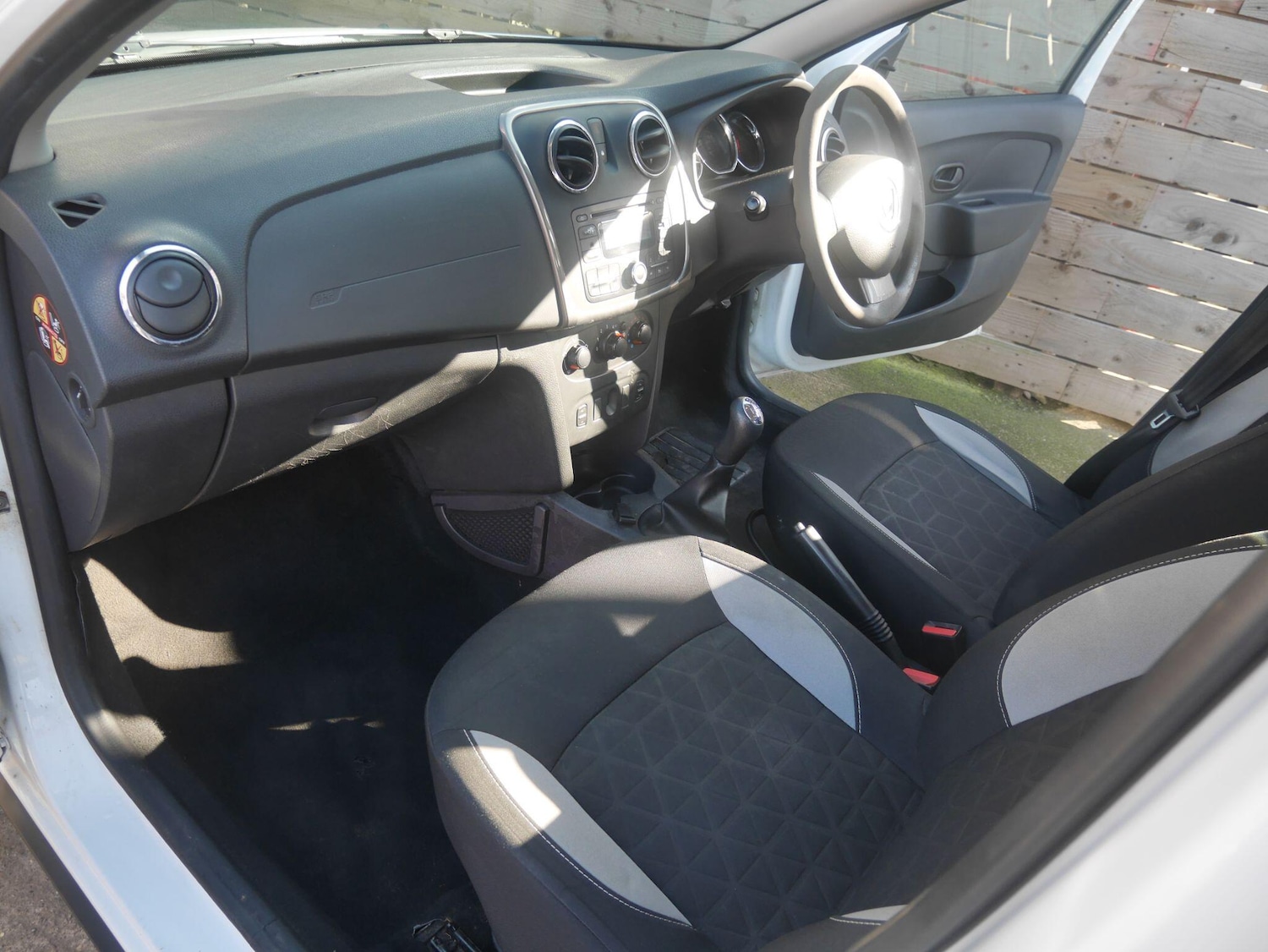 Used Dacia Sandero Stepway 2016 for sale - 78088718: Photo 16