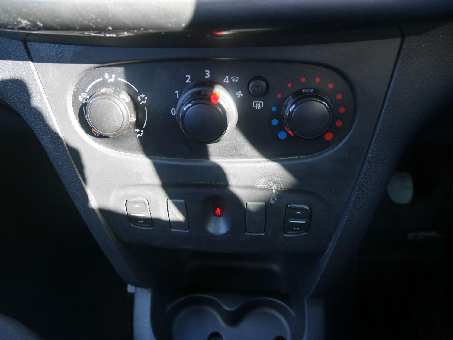 Used Dacia Sandero Stepway 2016 for sale - 78088718: Photo 34