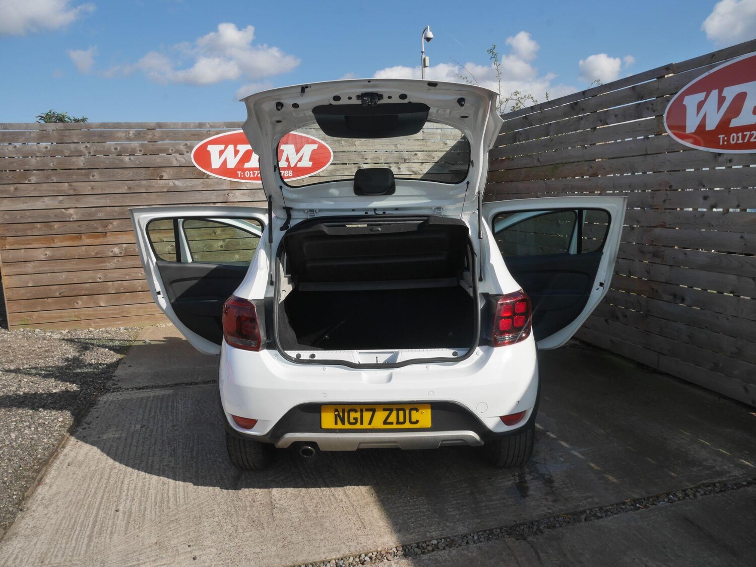 Used Dacia Sandero Stepway 2017 for sale - 78088717: Photo 22