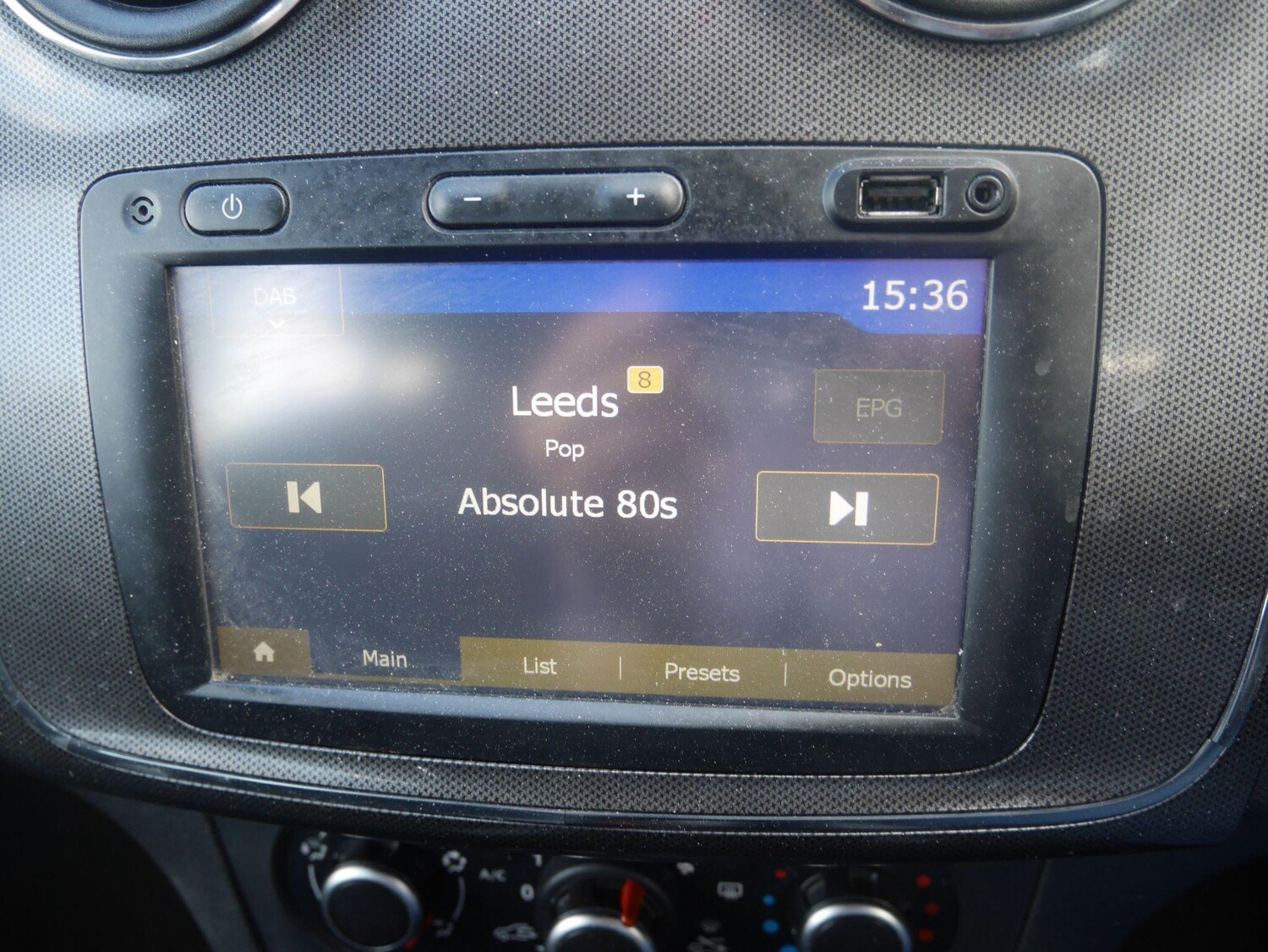 Used Dacia Sandero Stepway 2017 for sale - 78088717: Photo 34