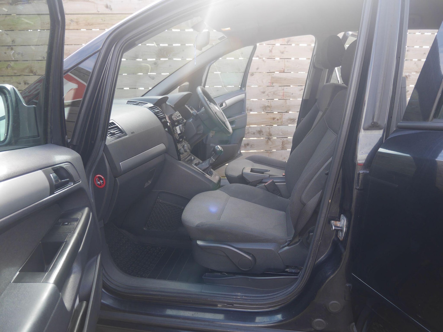 Used Vauxhall Zafira 2013 for sale - 78187127: Photo 24