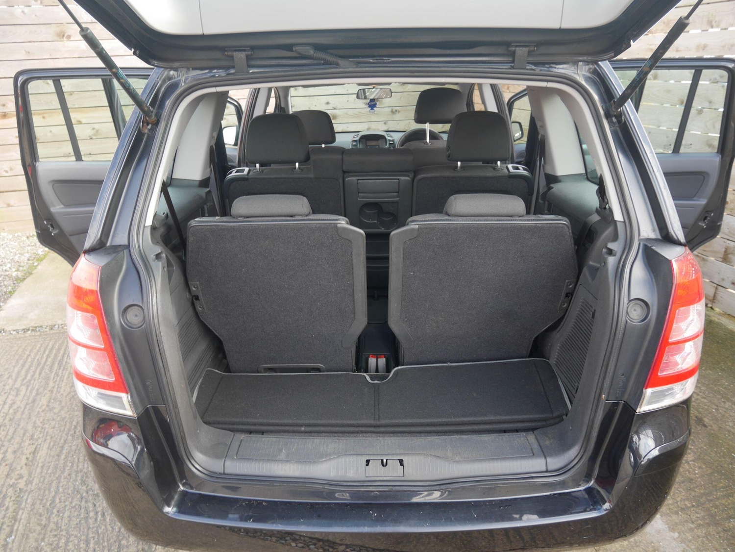 Used Vauxhall Zafira 2013 for sale - 78187127: Photo 28