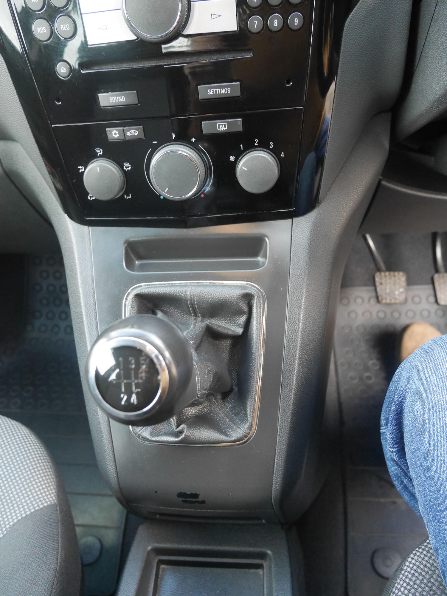 Used Vauxhall Zafira 2013 for sale - 78187127: Photo 35