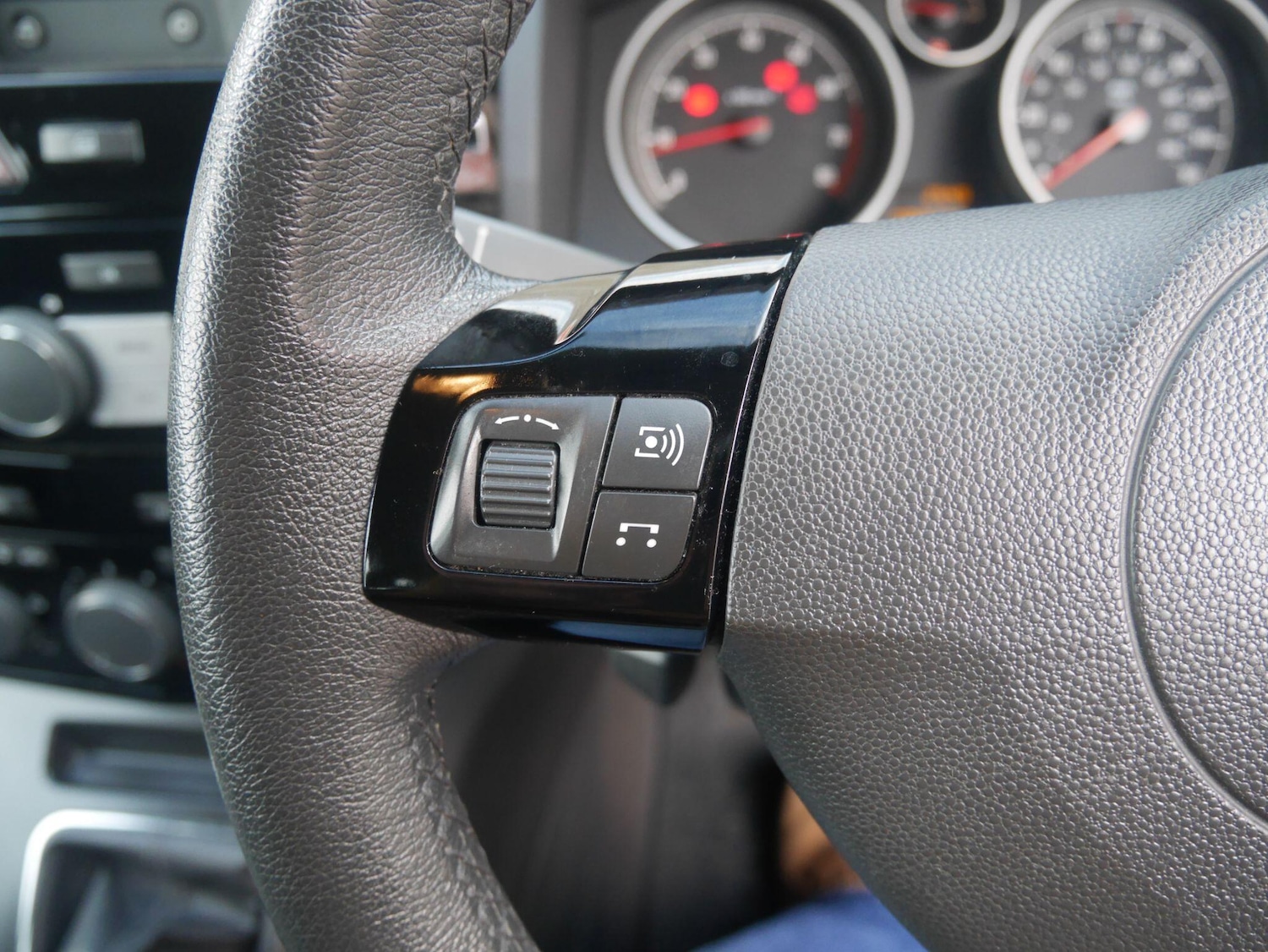 Used Vauxhall Zafira 2013 for sale - 78187127: Photo 38