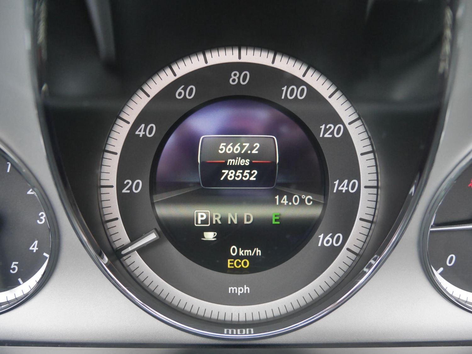 Used Mercedes-Benz E Class 2013 for sale - 78103166: Photo 41