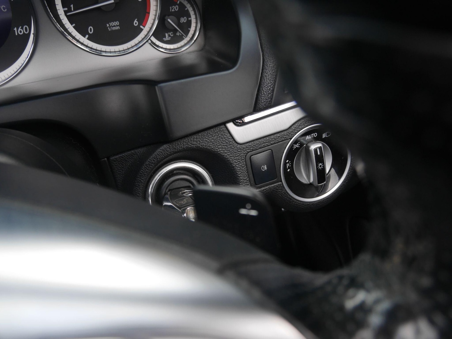 Used Mercedes-Benz E Class 2013 for sale - 78103166: Photo 55