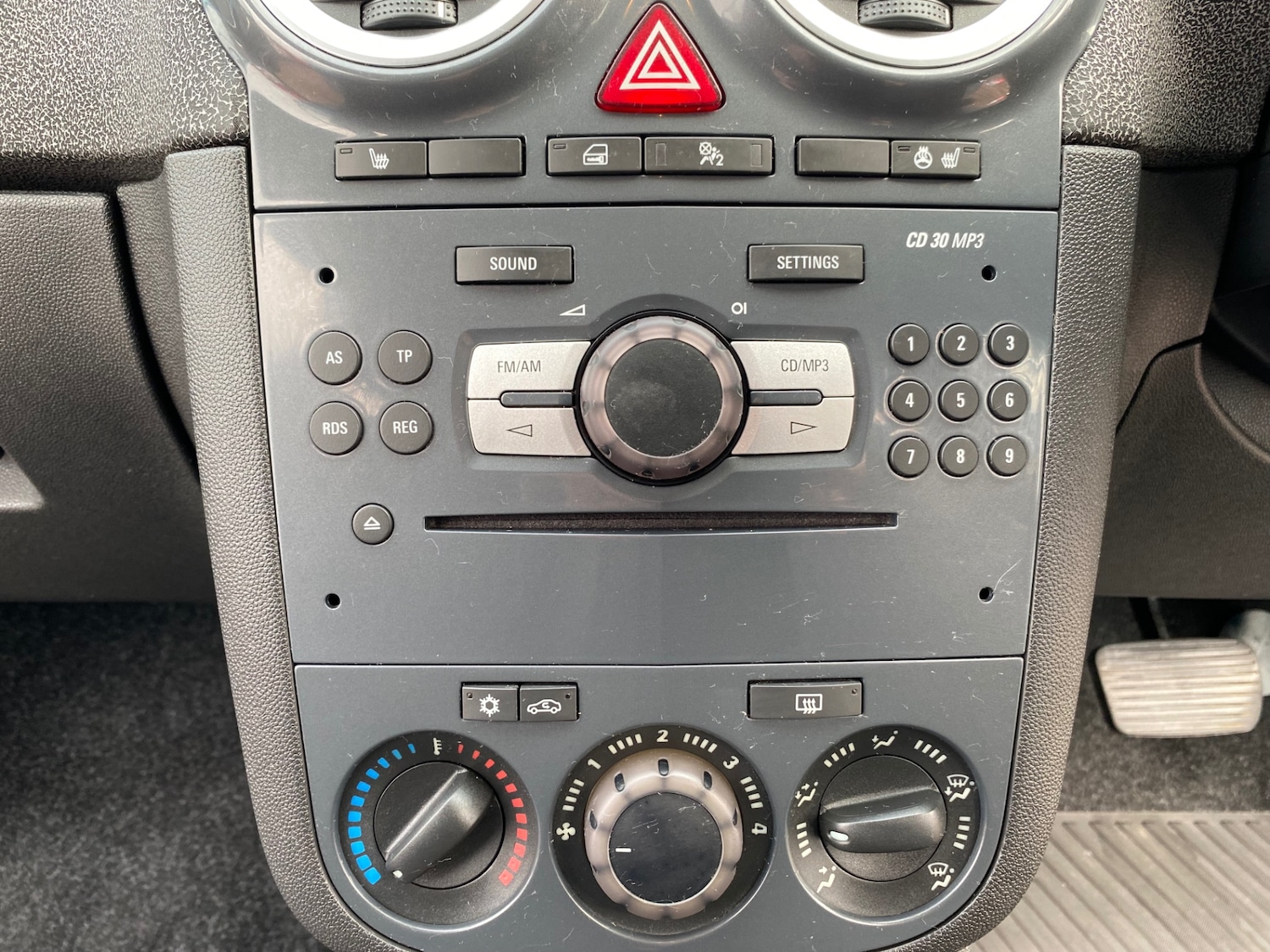 Used Vauxhall Corsa 2012 for sale - 76386750: Photo 14