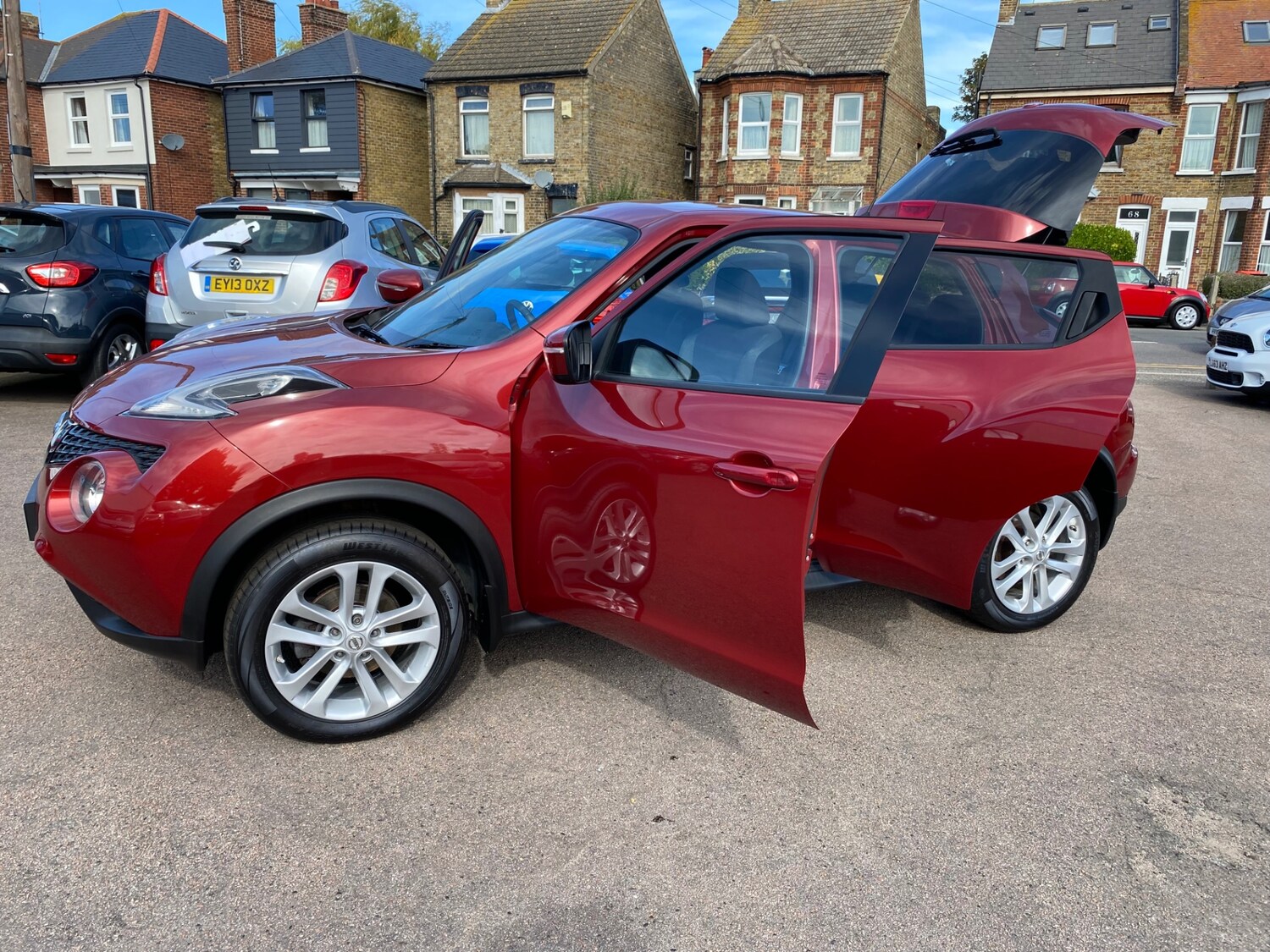 Used Nissan Juke 2015 for sale - 76041560: Photo 3