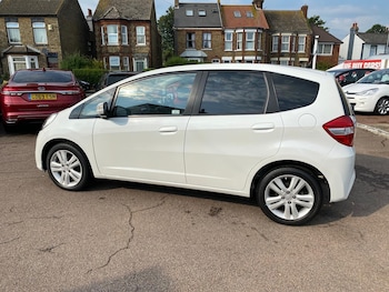 Used Honda Jazz 2015 for sale - 75173470: Photo