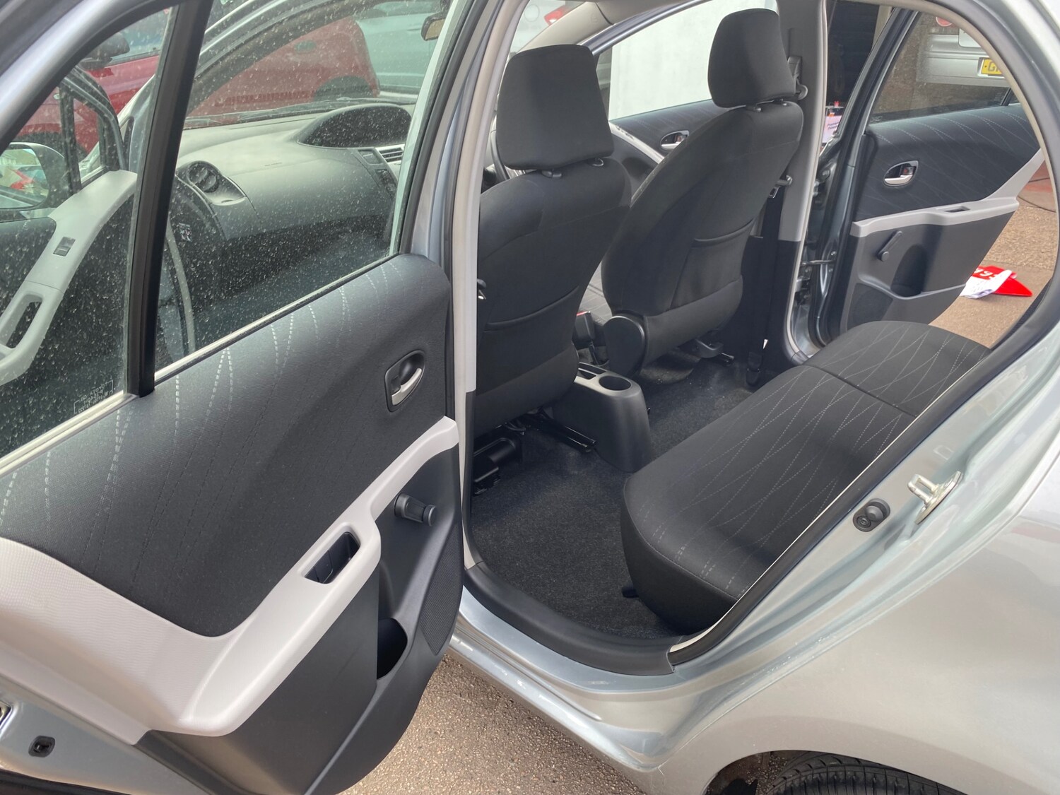 Used Toyota Yaris 2008 for sale - 78084673: Photo 14