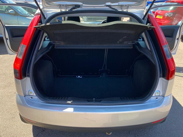 Used Ford Fiesta 2003 for sale - 75138017: Photo 10