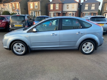 Used Ford Focus 2005 for sale - 77750077: Photo