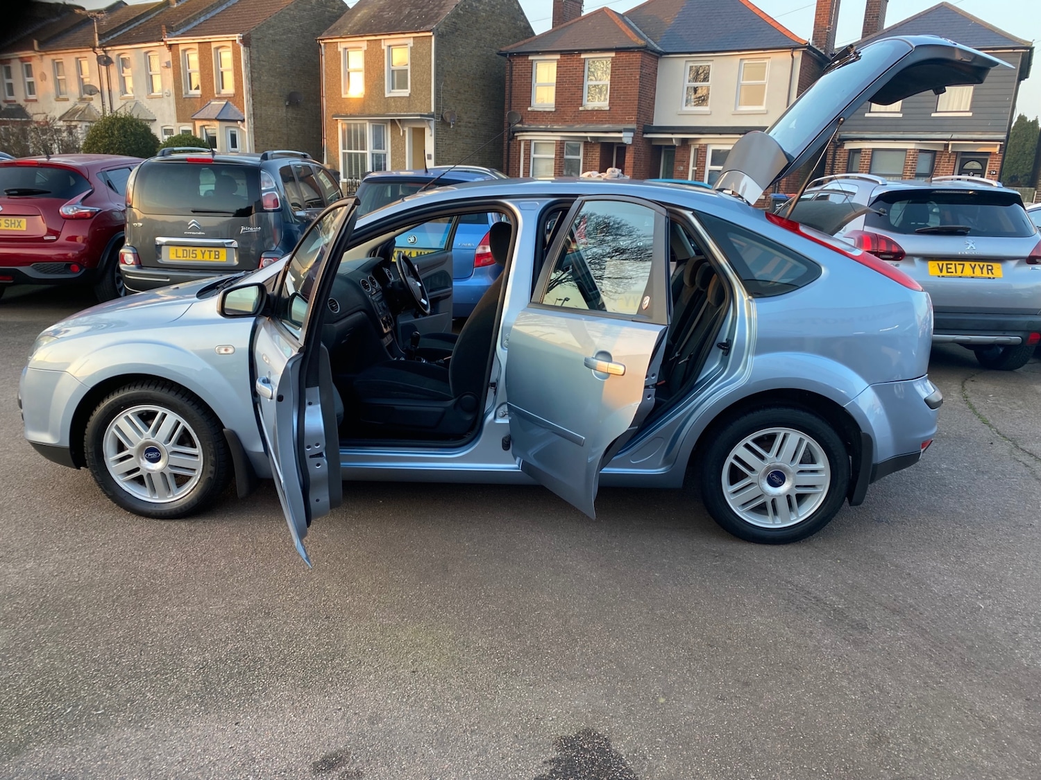 Used Ford Focus 2005 for sale - 77750077: Photo 3