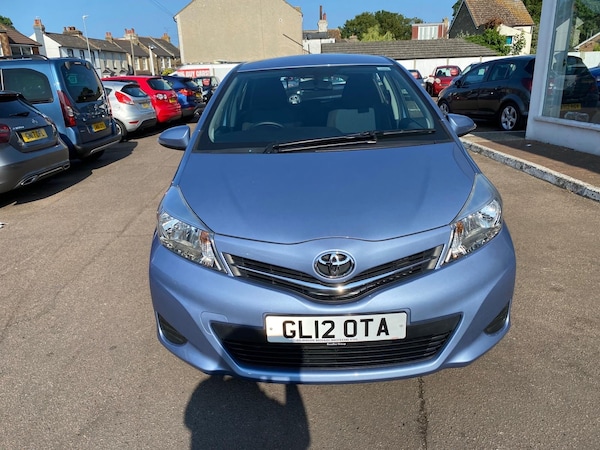Used Toyota Yaris 2012 for sale - 74108437: Photo 4