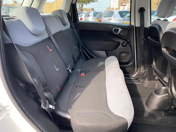Used Fiat 500L 2015 for sale - 76157652: Photo 11