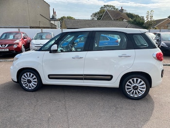 Used Fiat 500L 2015 for sale - 76157652: Photo 2
