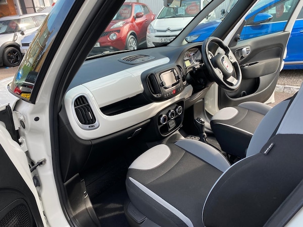 Used Fiat 500L 2015 for sale - 76157652: Photo 9