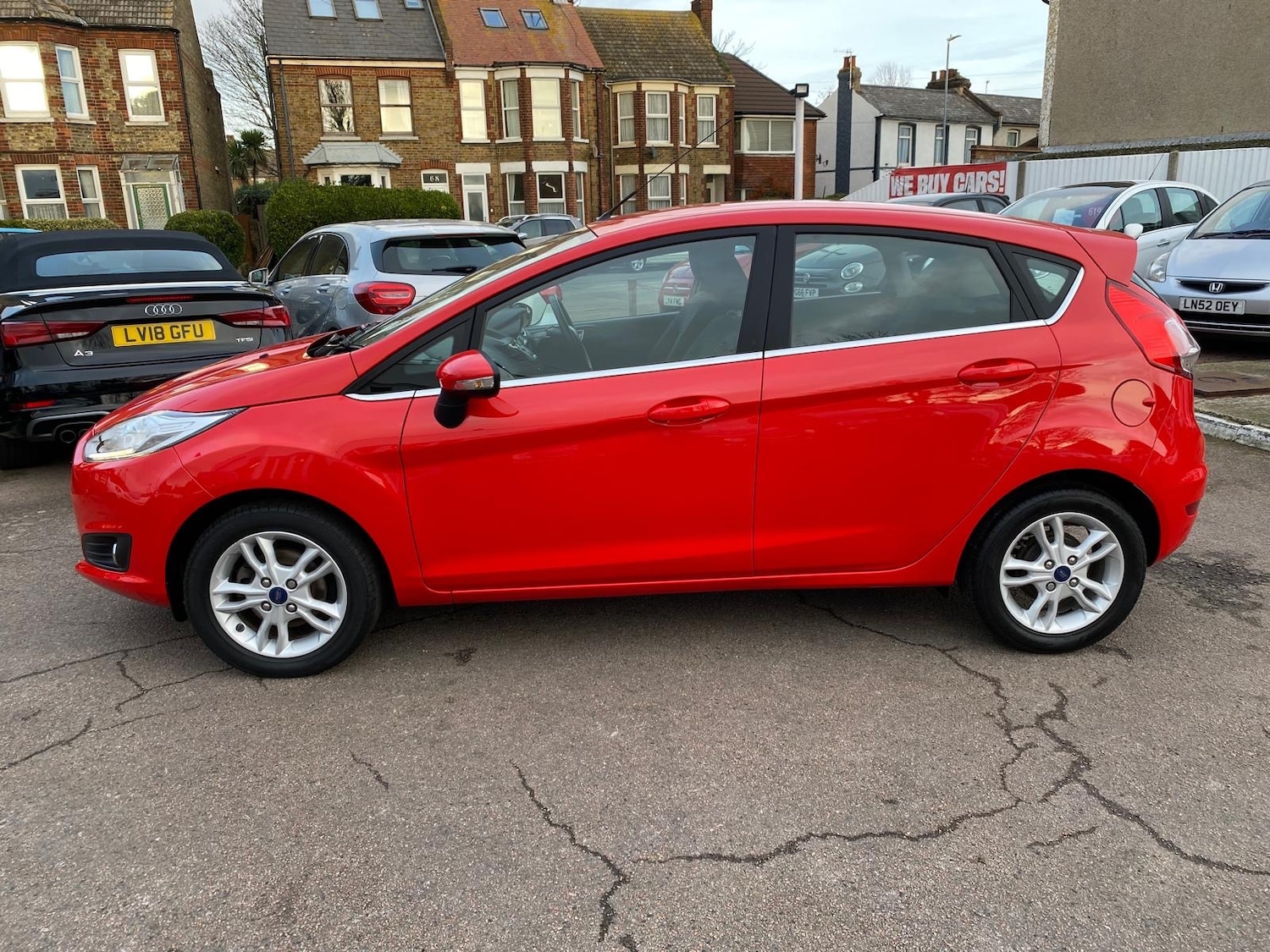 Used Ford Fiesta 2016 for sale - 77173474: Photo 2
