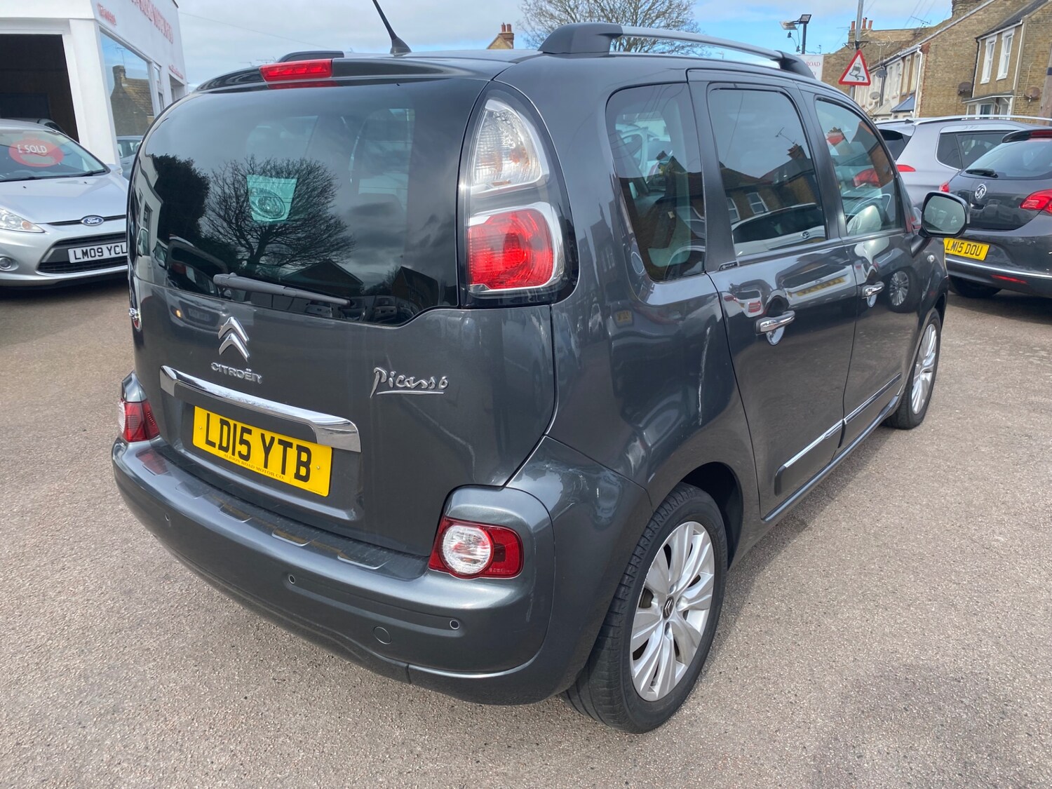 Used Citroen C3 Picasso 2015 for sale - 78085032: Photo 24