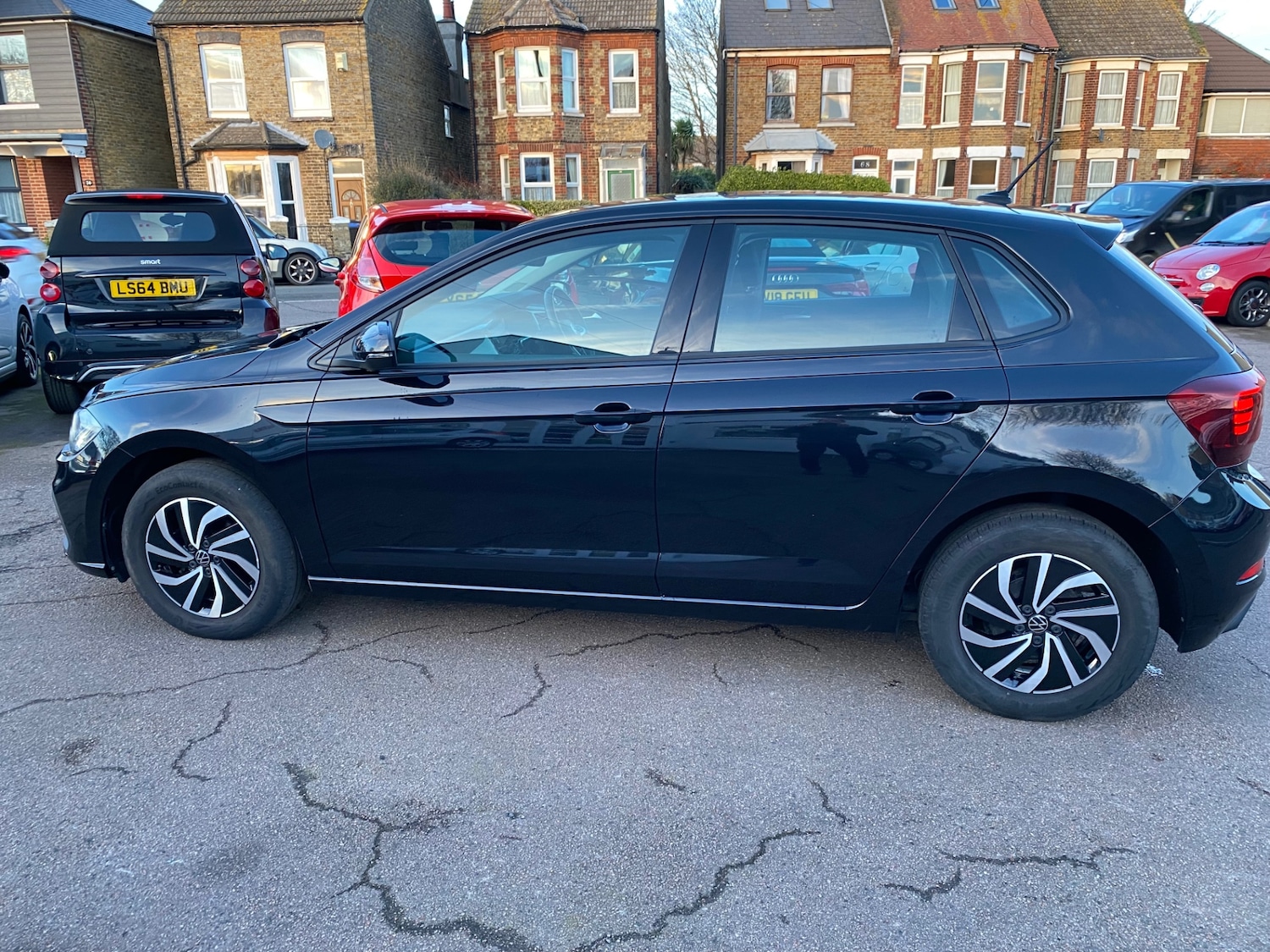 Used Volkswagen Polo 2023 for sale - 77319967: Photo 3