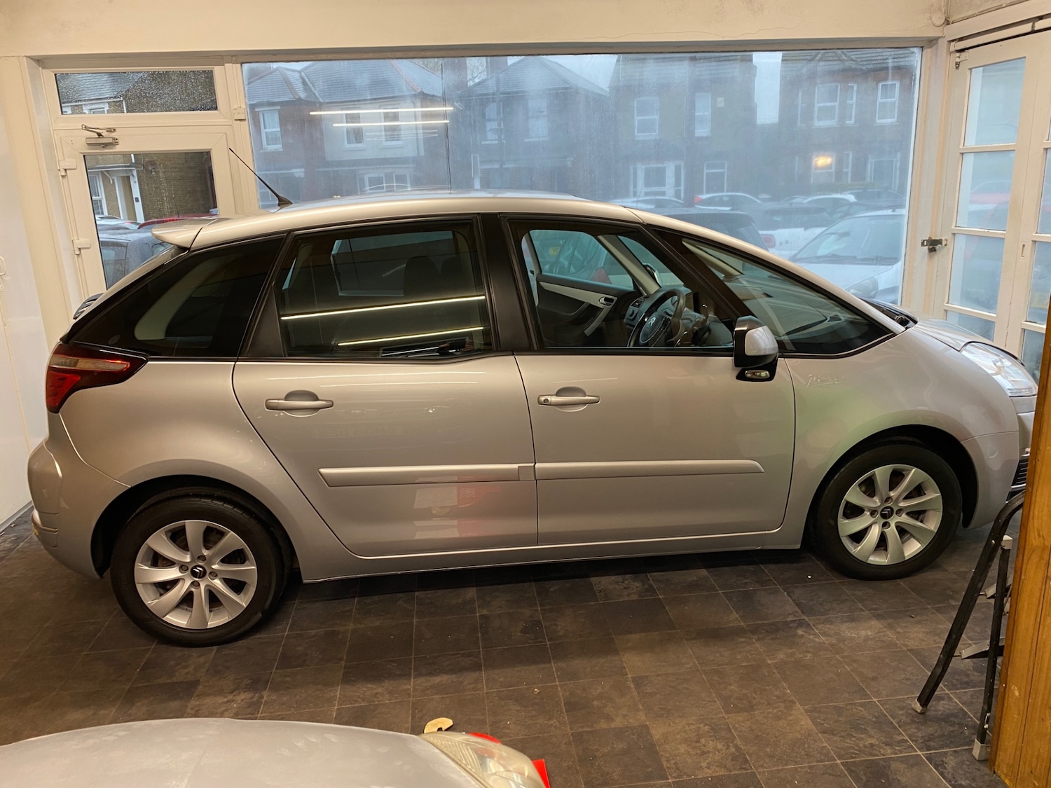 Used Citroen C4 Picasso 2012 for sale - 77438623: Photo 3