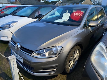 Used Volkswagen Golf 2014 for sale - 77438700: Photo