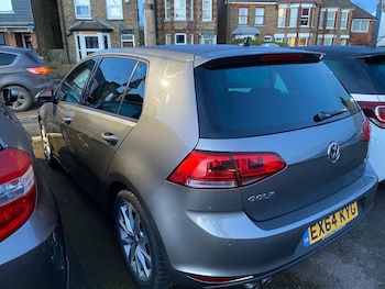 Used Volkswagen Golf 2014 for sale - 77438700: Photo