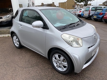 Used Toyota IQ 2010 for sale - 78933420: Photo