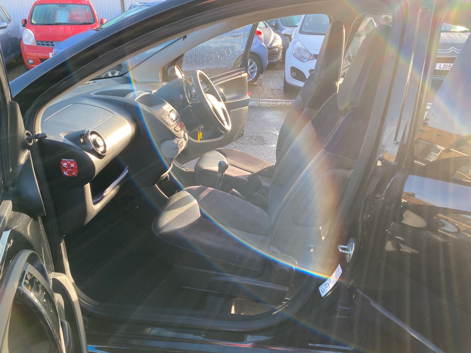 Used Peugeot 107 2013 for sale - 76911342: Photo 12