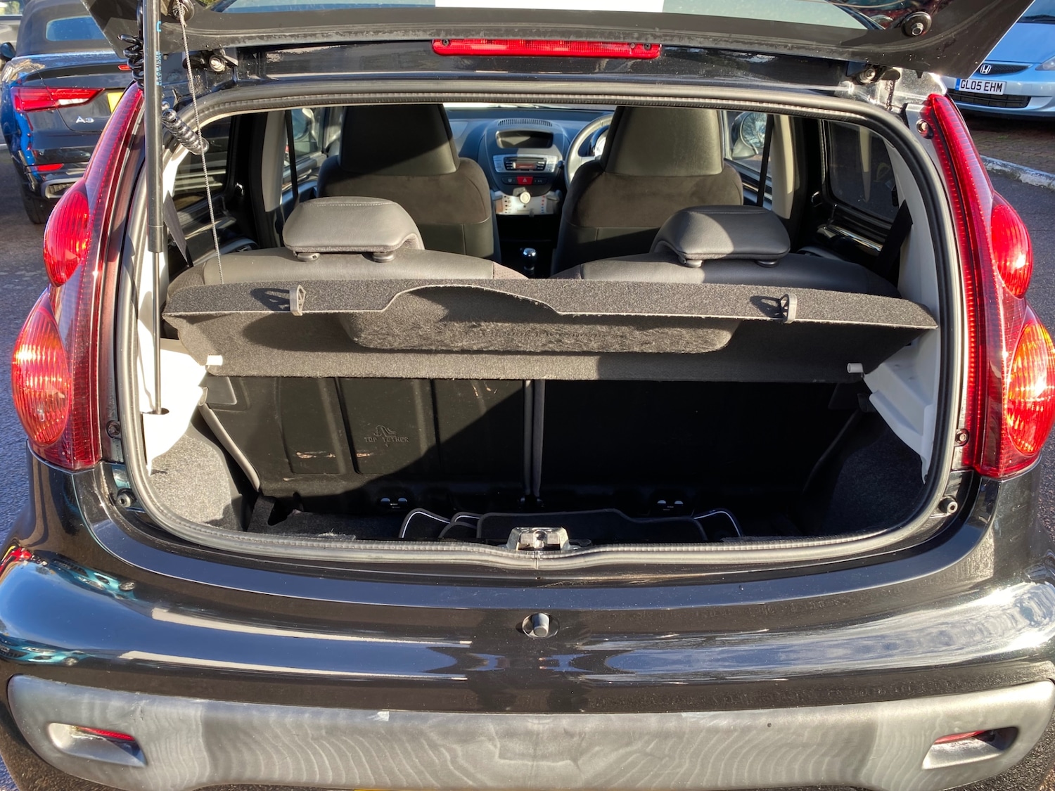 Used Peugeot 107 2013 for sale - 76911342: Photo 13