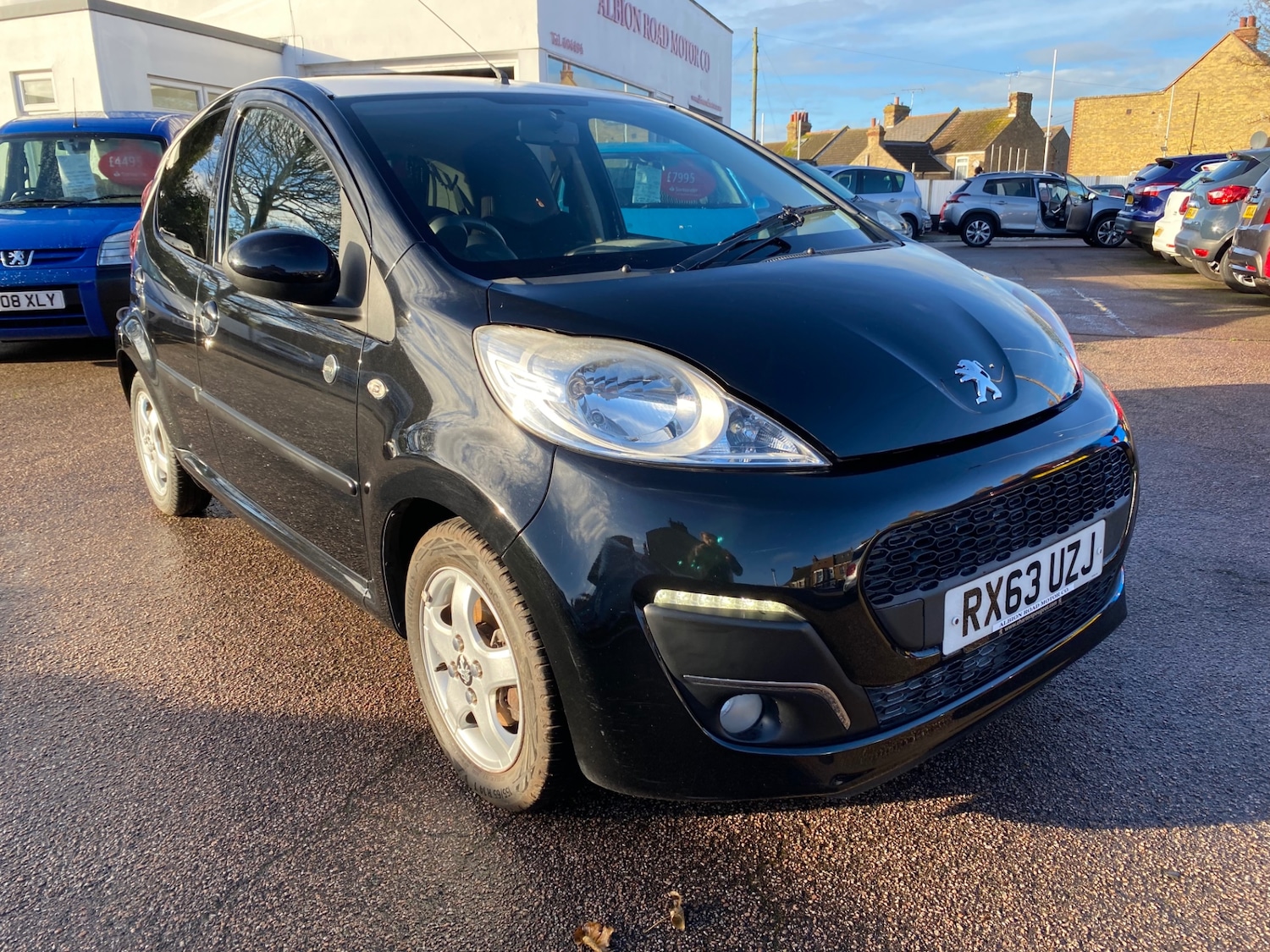 Used Peugeot 107 2013 for sale - 76911342: Photo 3