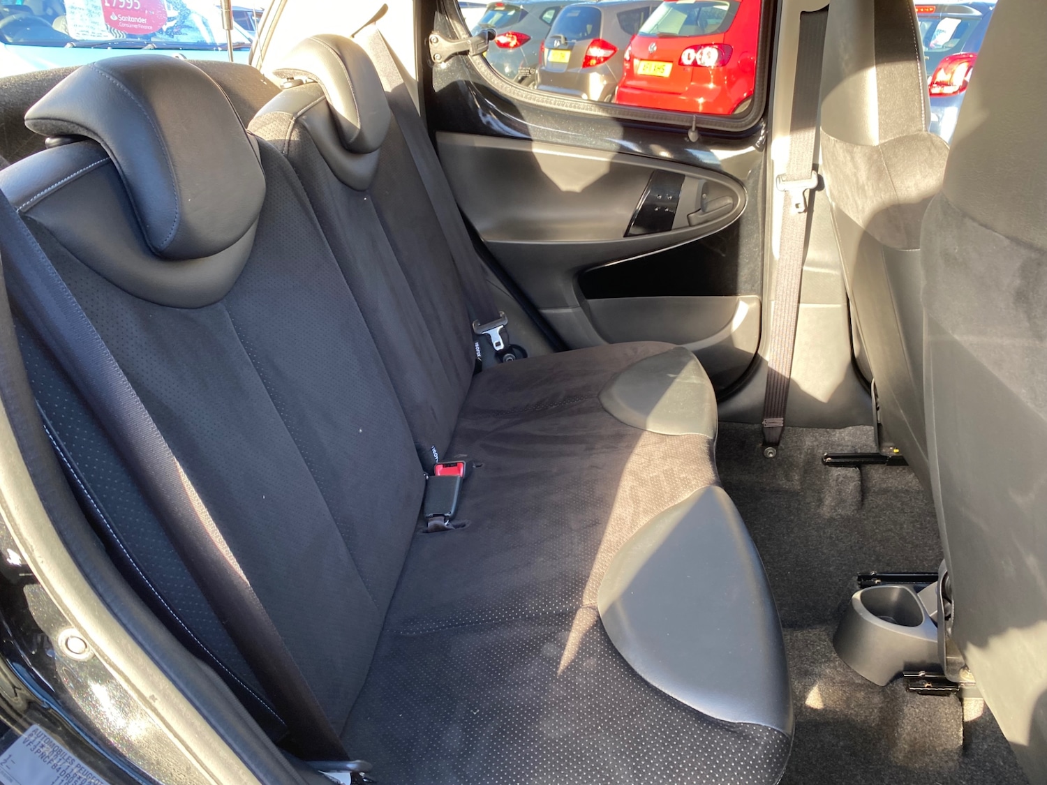 Used Peugeot 107 2013 for sale - 76911342: Photo 9