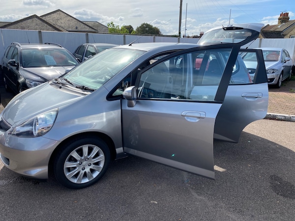 Used Honda Jazz 2007 for sale - 75505767: Photo 3