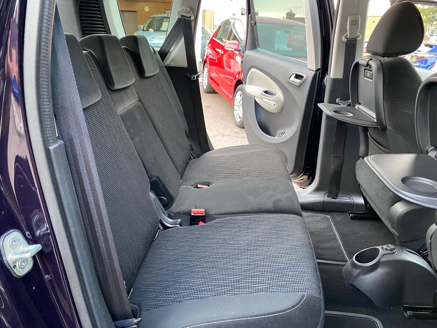 Used Citroen C3 Picasso 2014 for sale - 76030821: Photo 11
