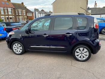 Used Citroen C3 Picasso 2014 for sale - 76030821: Photo