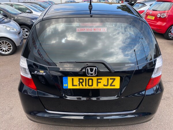 Used Honda Jazz 2010 for sale - 75173565: Photo 14