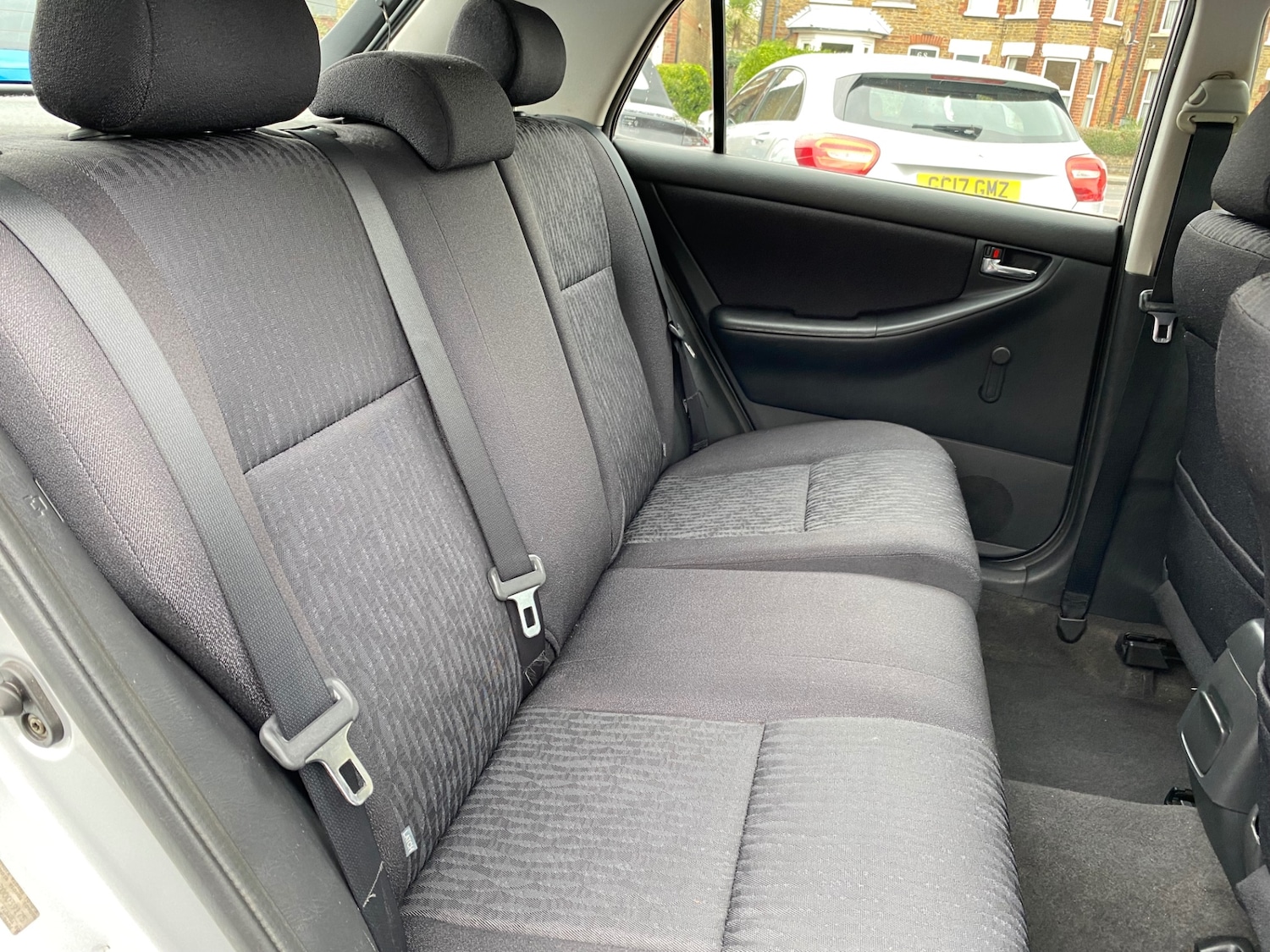 Used Toyota Corolla 2004 for sale - 76533667: Photo 13