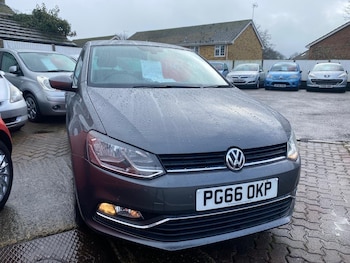 Used Volkswagen Polo 2017 for sale - 77466062: Photo