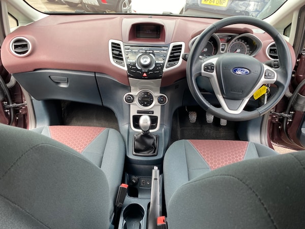 Used Ford Fiesta 2010 for sale - 75695080: Photo 8